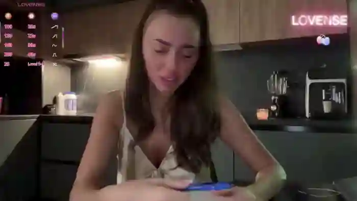 Serena_Devine