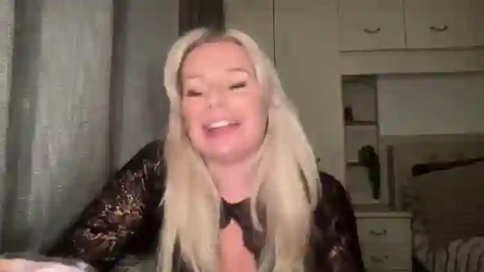LarasDen