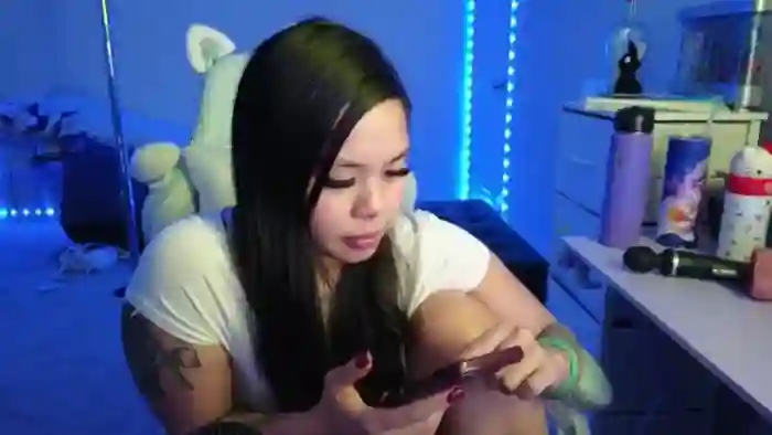 dolllface