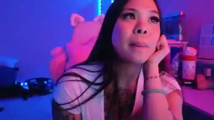 dolllface