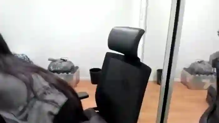dolllface