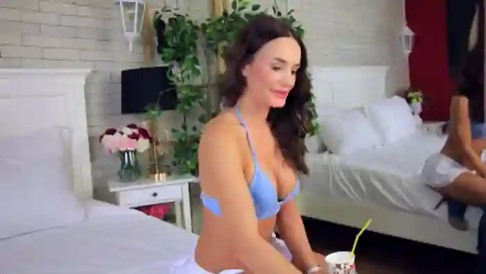 CarlaWhiteX