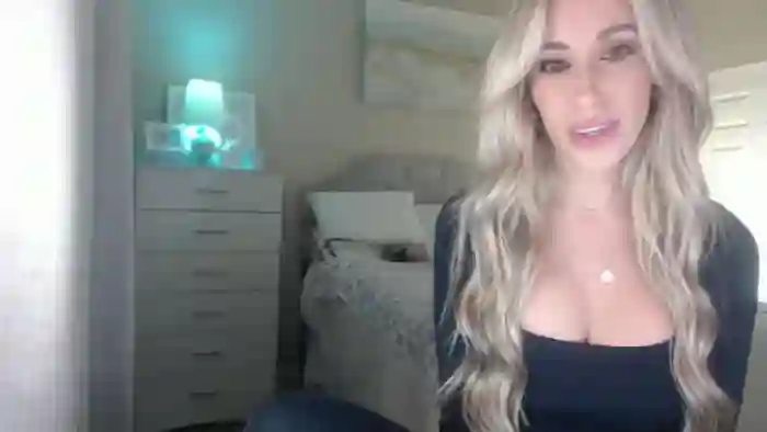 Queen_bambii