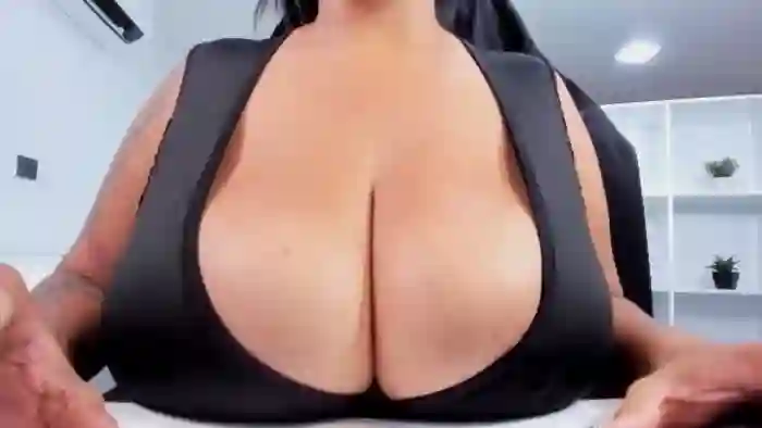 Racheel_boobs