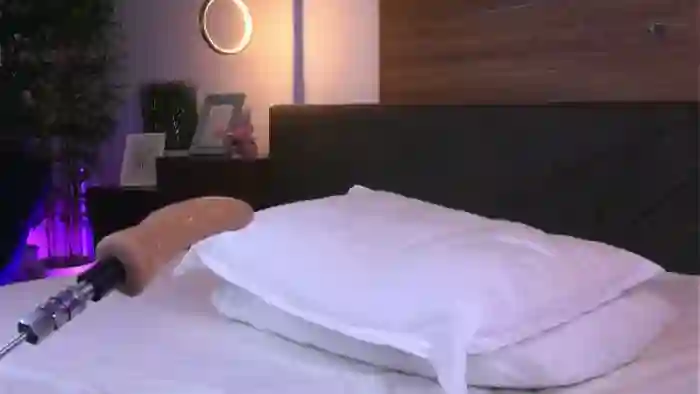 Raquel_Lust