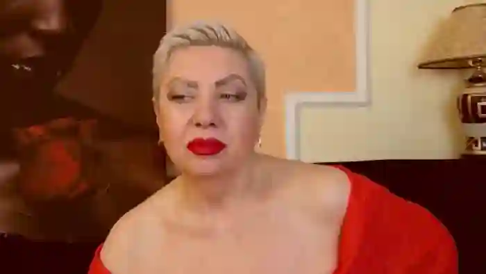 LADY__POSH