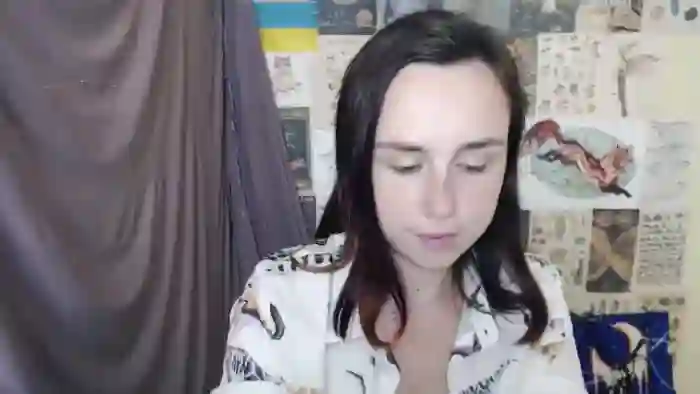 VeryShy_Girl