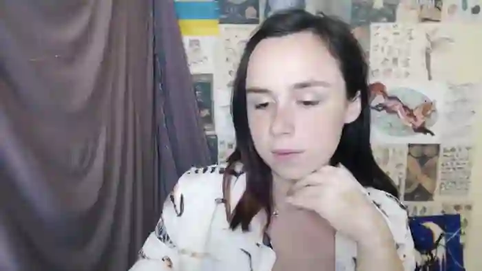VeryShy_Girl