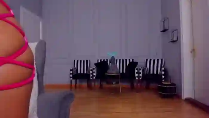 AwwwElla