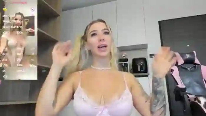 Megan_Ros