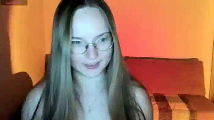 Shy_Melany