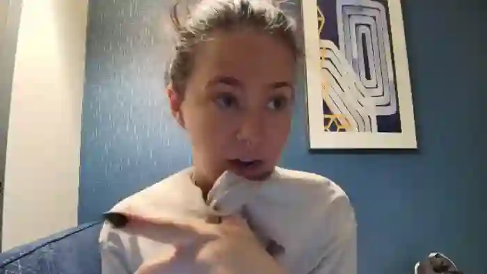 Isabelle_Babe
