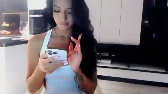 NicoleCrystal