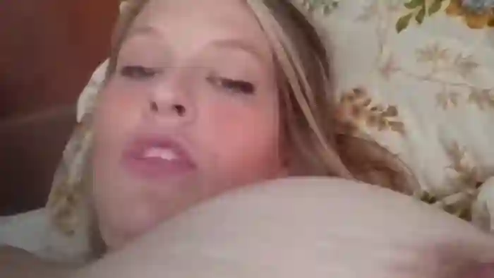 Cumonkatie97