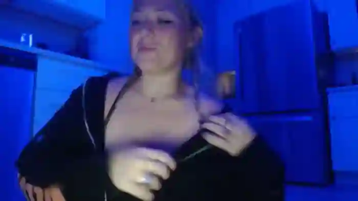 SneakyAlice