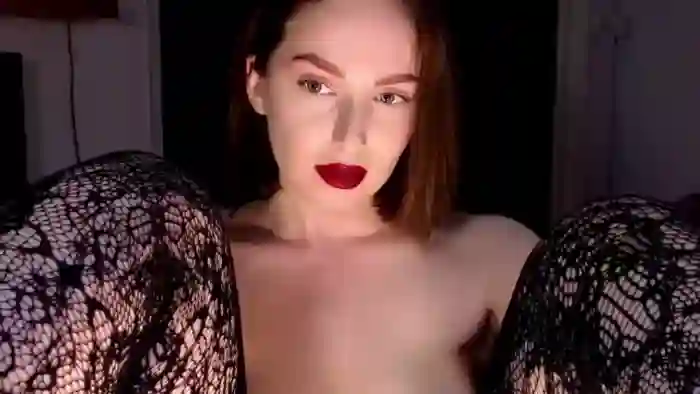 Red_Lips_Girl