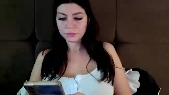 Jullyenn3