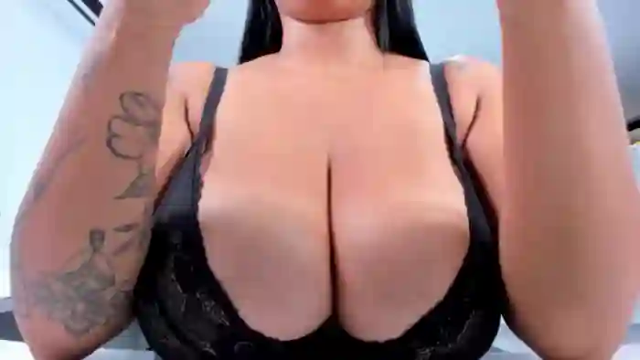 Racheel_boobs