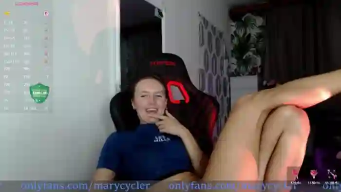 Ladyy_on_MTB