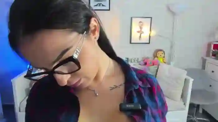 LindsayDee