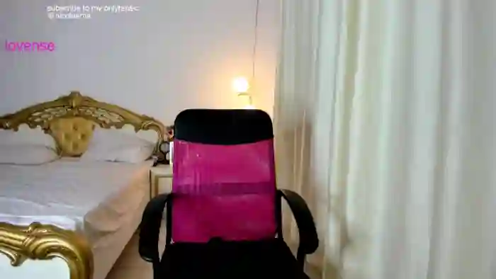 NycoleAniston