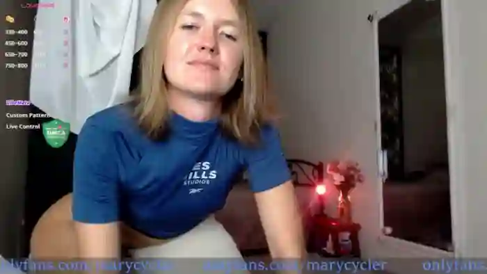 Ladyy_on_MTB