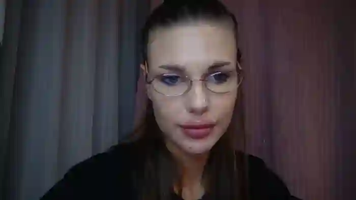 Mia_Fride
