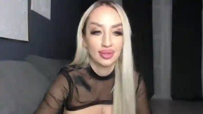 Queenzoora