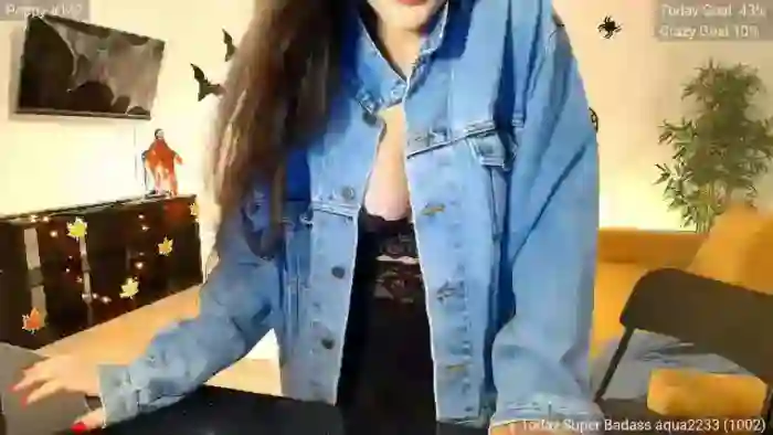 PoppyNaked