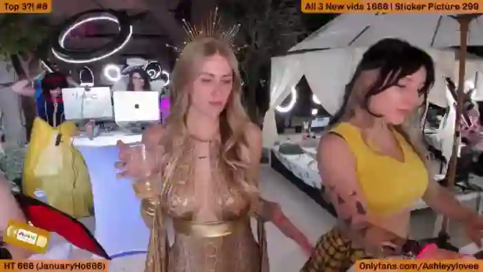 AshleyyLovee