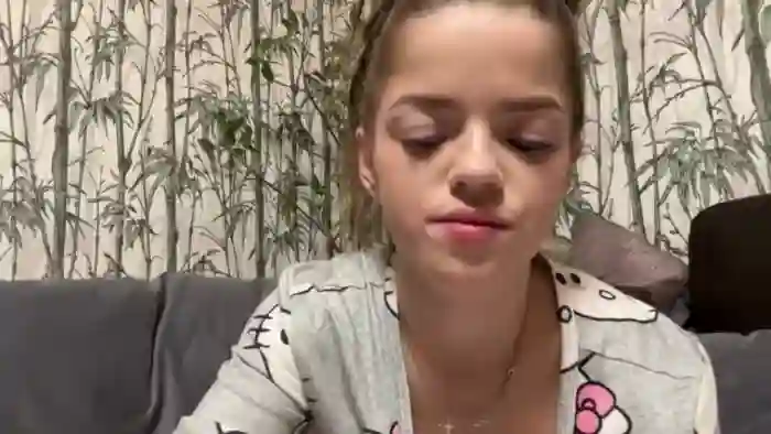 Eva_Ash