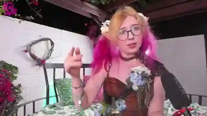 GirlbotDiv
