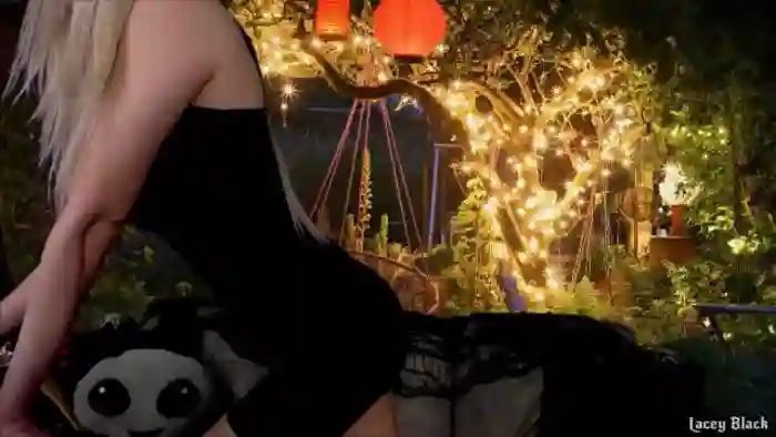 LaceyBlack