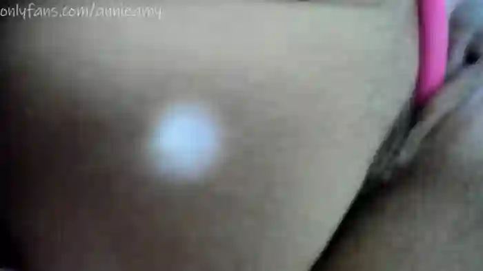 Annie_Amy