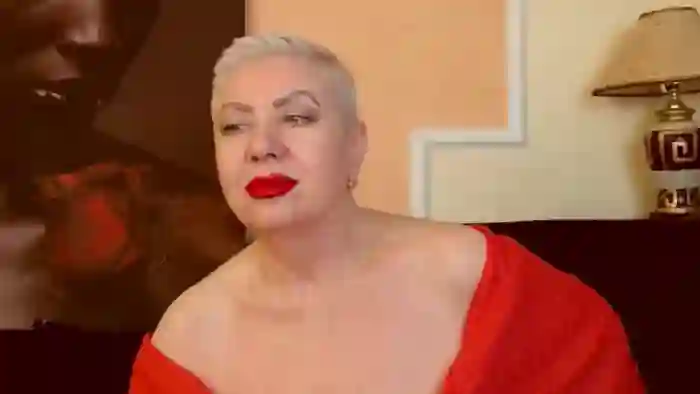 LADY__POSH