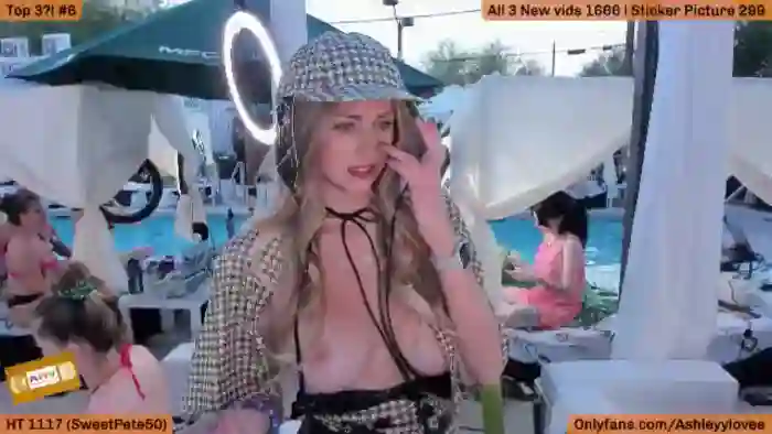 AshleyyLovee