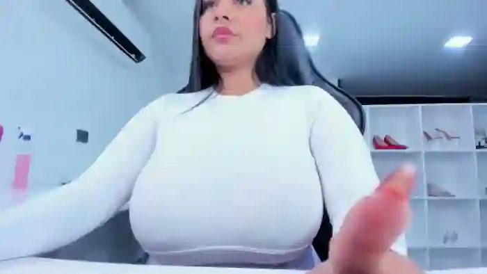 Racheel_boobs