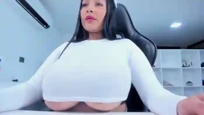 Racheel_boobs