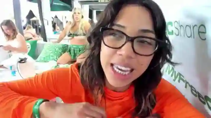 kissinghigh
