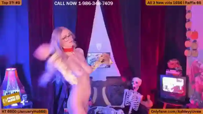 AshleyyLovee
