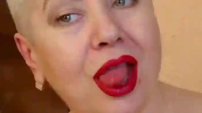 LADY__POSH