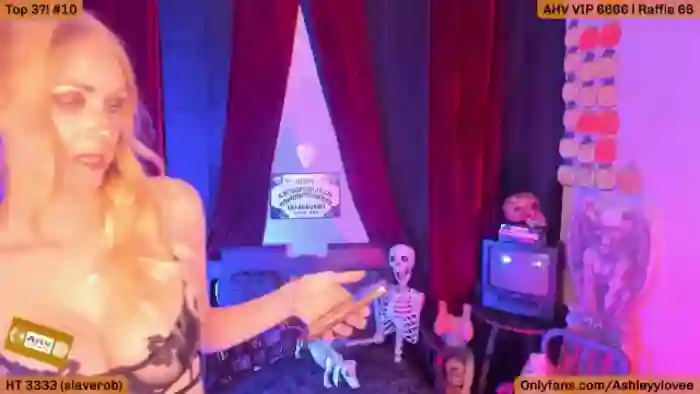 AshleyyLovee