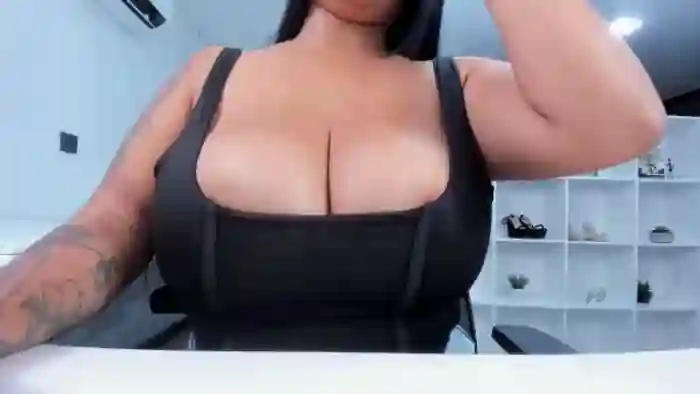 Racheel_boobs