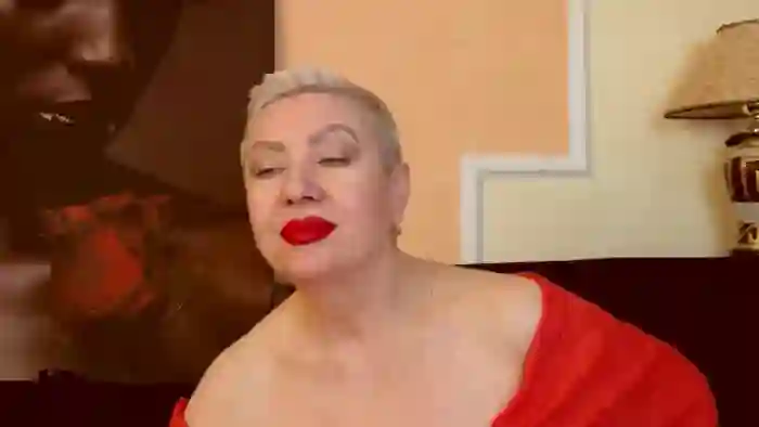 LADY__POSH