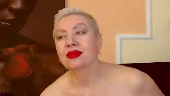 LADY__POSH