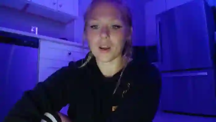 SneakyAlice