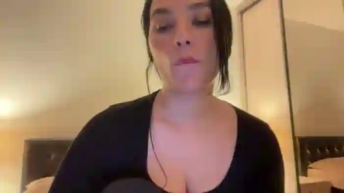 HOLY_BRUNE