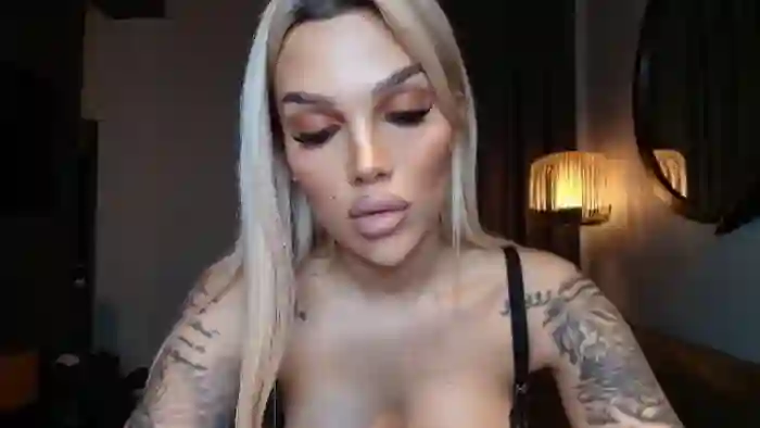 Shayblonde