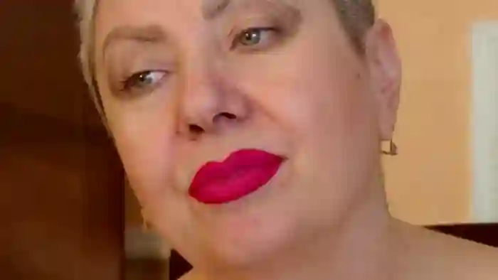 LADY__POSH