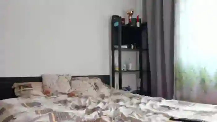 yourbustygirl